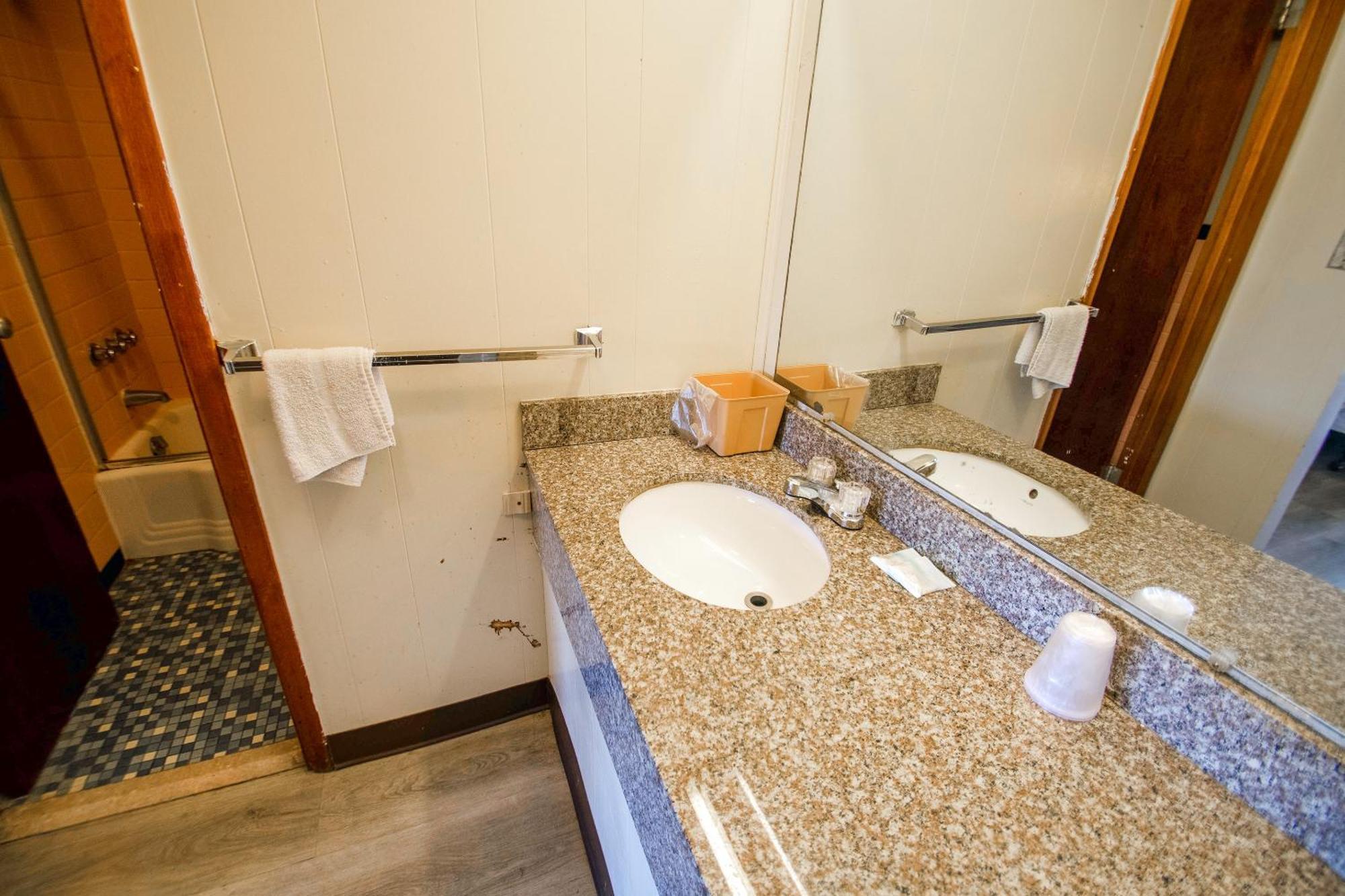 Holiday Lodge Virginia Pearisburg Ngoại thất bức ảnh